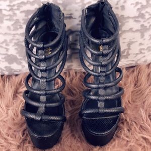 Snakeskin Multi-strap Platform Heels!